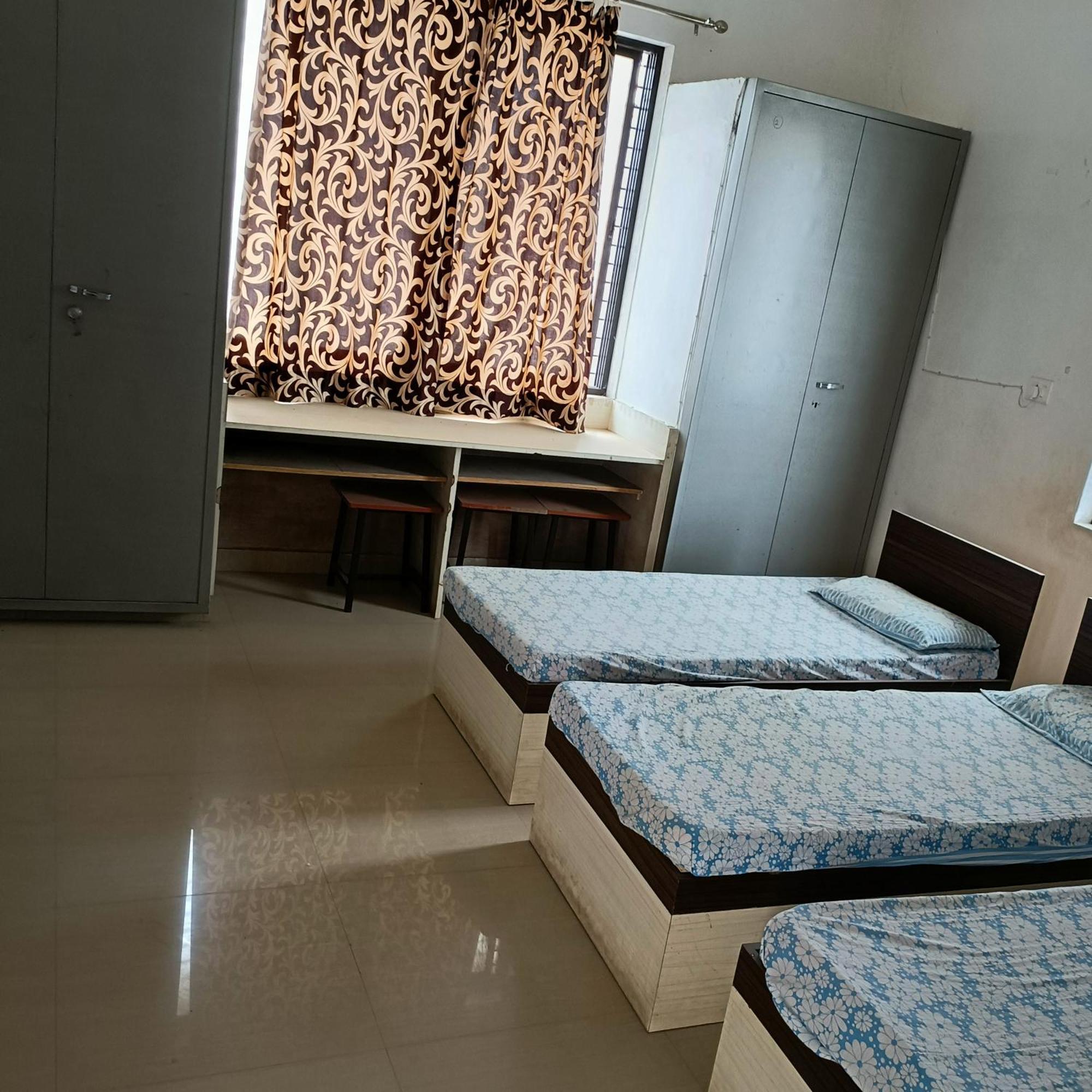 The Comfort Zone Hotel อุเดเปอร์ ภายนอก รูปภาพ